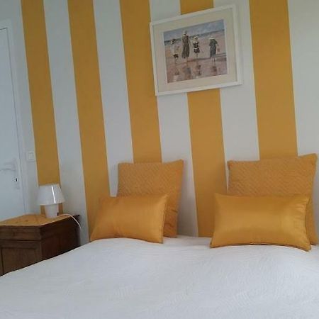 Appartement Chez Véronique à Anguerny Extérieur photo